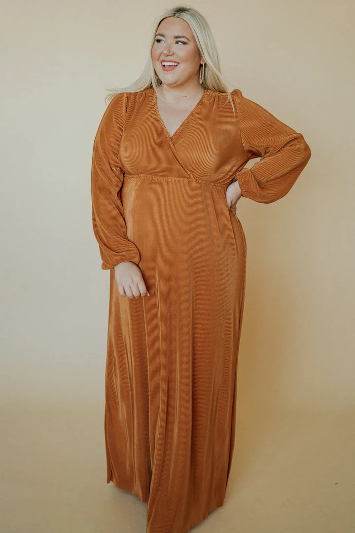 BB Custom Venus Pleated Maxi Dress | Saffron Dresses 6 BB Custom Venus Pleated Maxi Dress | Saffron Dresses