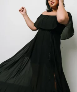BB Custom Victoria Off Shoulder Maxi Dress | Black Dresses