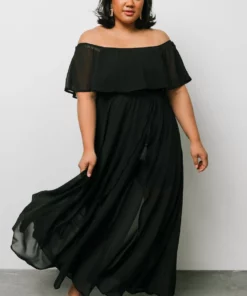 BB Custom Victoria Off Shoulder Maxi Dress | Black Dresses