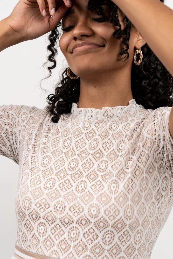 POL Windsor Lace Midi Dress | Ivory 4 POL Windsor Lace Midi Dress | Ivory